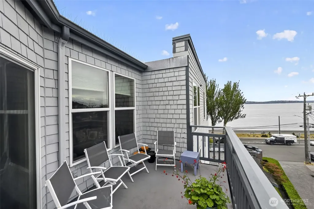 2920 Alki Avenue SW Seattle WA 98116