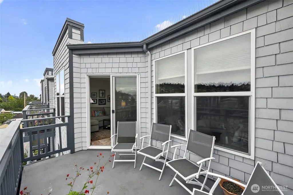 2920 Alki Avenue SW Seattle WA 98116