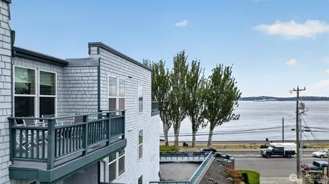 2920 Alki Avenue SW Seattle WA 98116