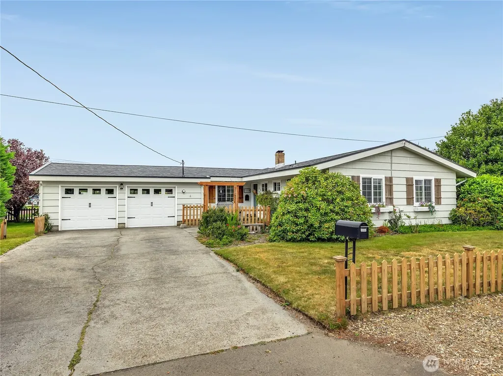111 S Washington Avenue Long Beach WA 98631