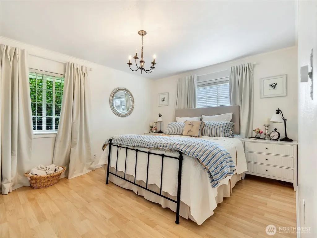 111 S Washington Avenue Long Beach WA 98631