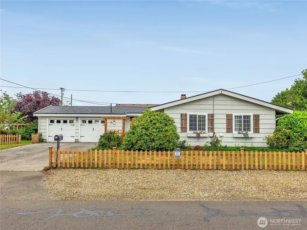 111 S Washington Avenue Long Beach WA 98631