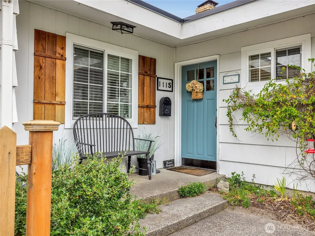 111 S Washington Avenue Long Beach WA 98631