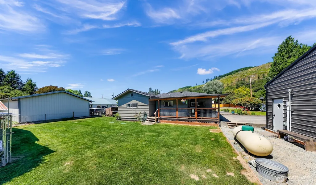 23802 Old Day Creek Road Sedro Woolley WA 98284