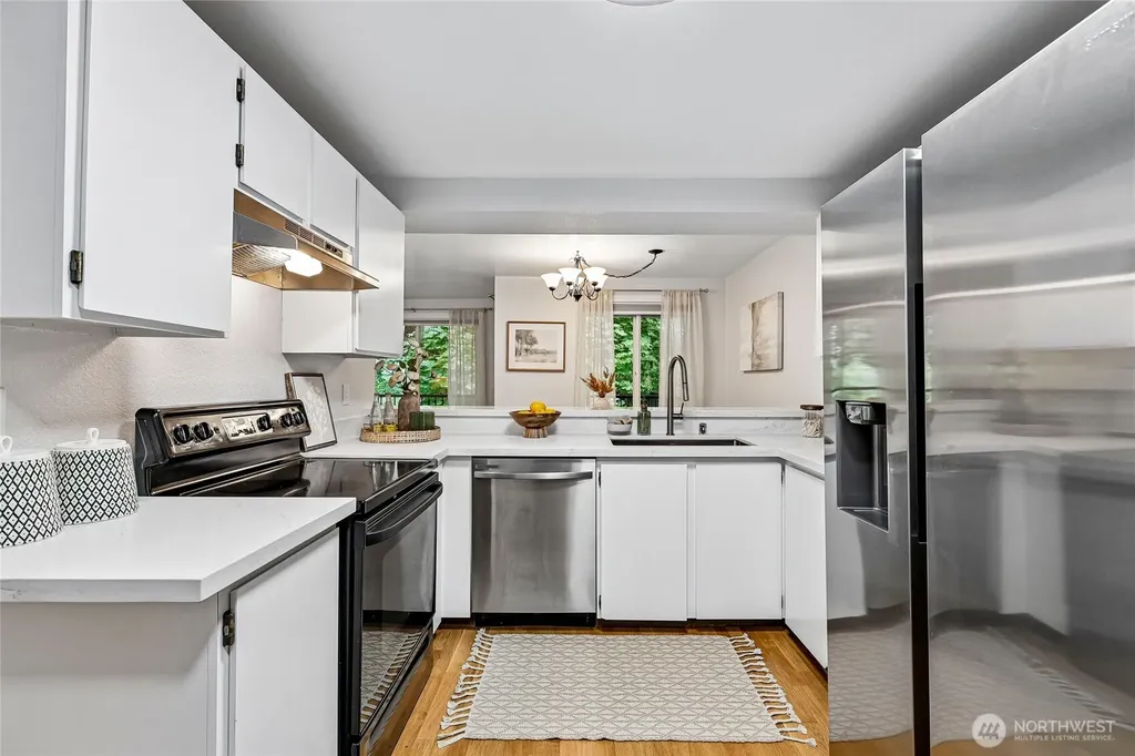 12727 NE 116th Lane Kirkland WA 98034
