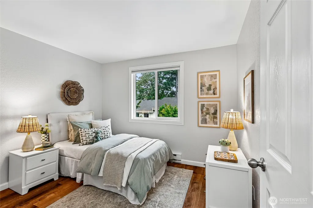 12727 NE 116th Lane Kirkland WA 98034