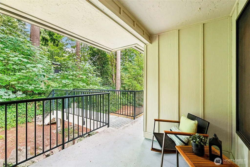 12727 NE 116th Lane Kirkland WA 98034