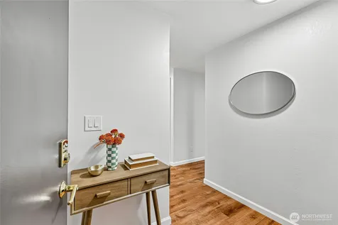 12727 NE 116th Lane Kirkland WA 98034