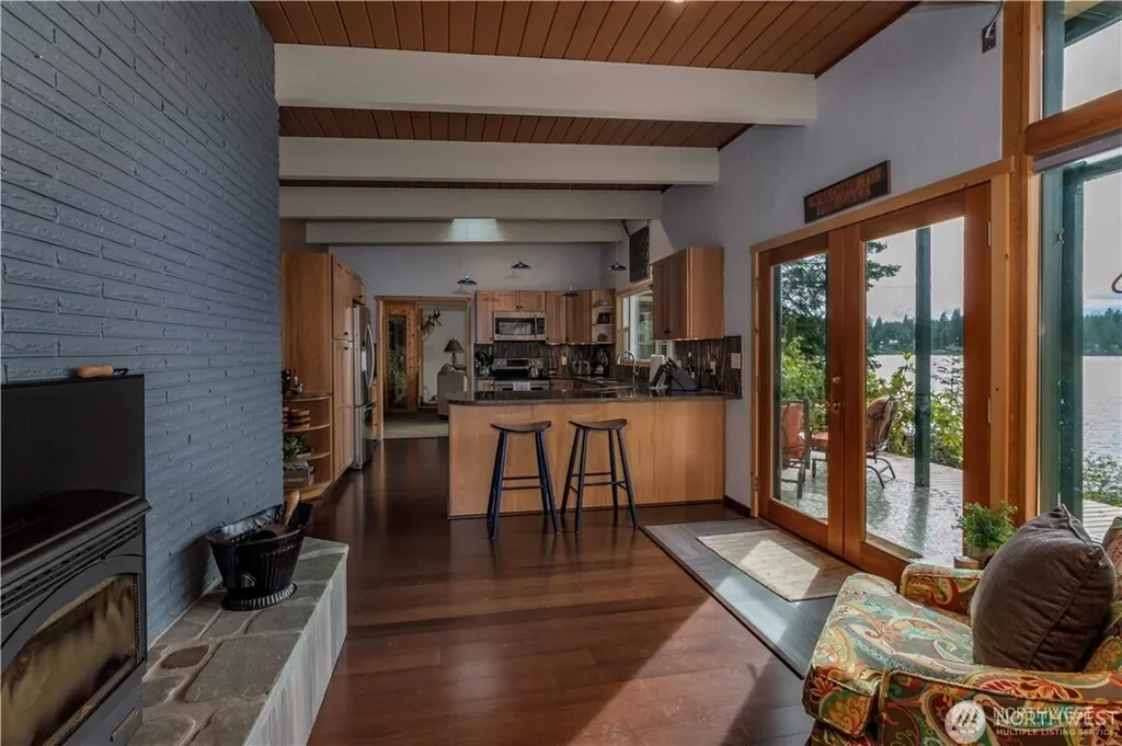 4284 Panther Lake Road W Bremerton WA 98312