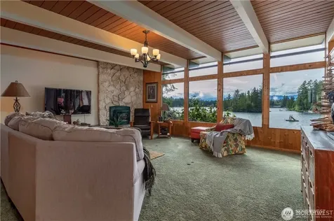 4284 Panther Lake Road W Bremerton WA 98312