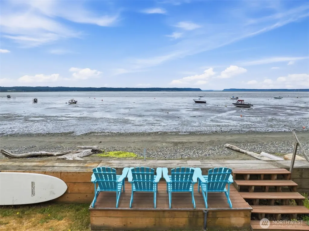868 + 872 Juniper Pointe Lane Camano Island WA 98282