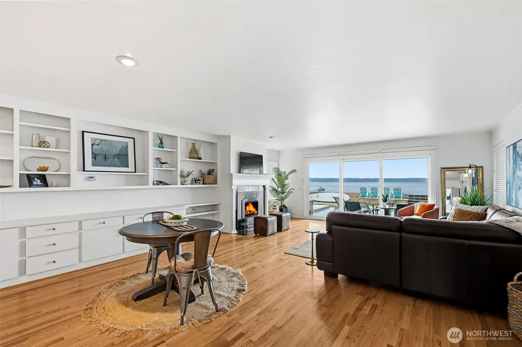 868 + 872 Juniper Pointe Lane Camano Island WA 98282