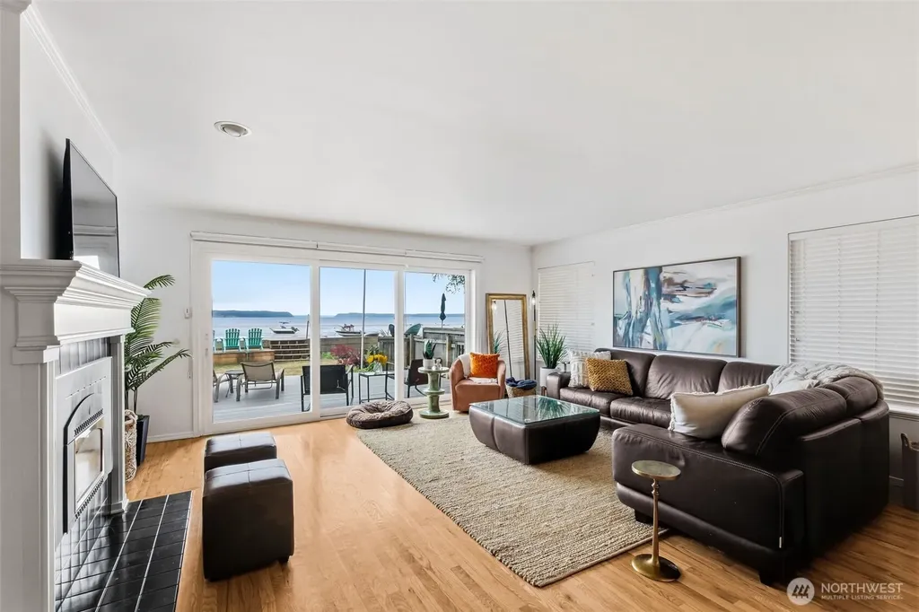 868 + 872 Juniper Pointe Lane Camano Island WA 98282