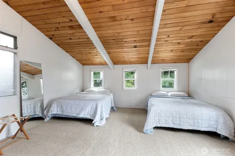 868 + 872 Juniper Pointe Lane Camano Island WA 98282