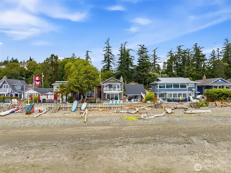 872 Juniper Pointe Lane Camano Island WA 98282