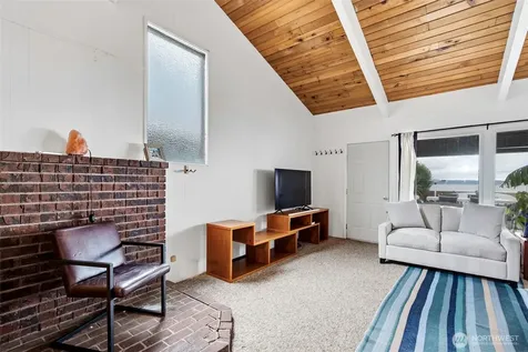 872 Juniper Pointe Lane Camano Island WA 98282