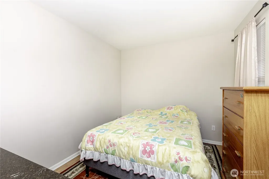 307 4th Avenue N Algona WA 98001