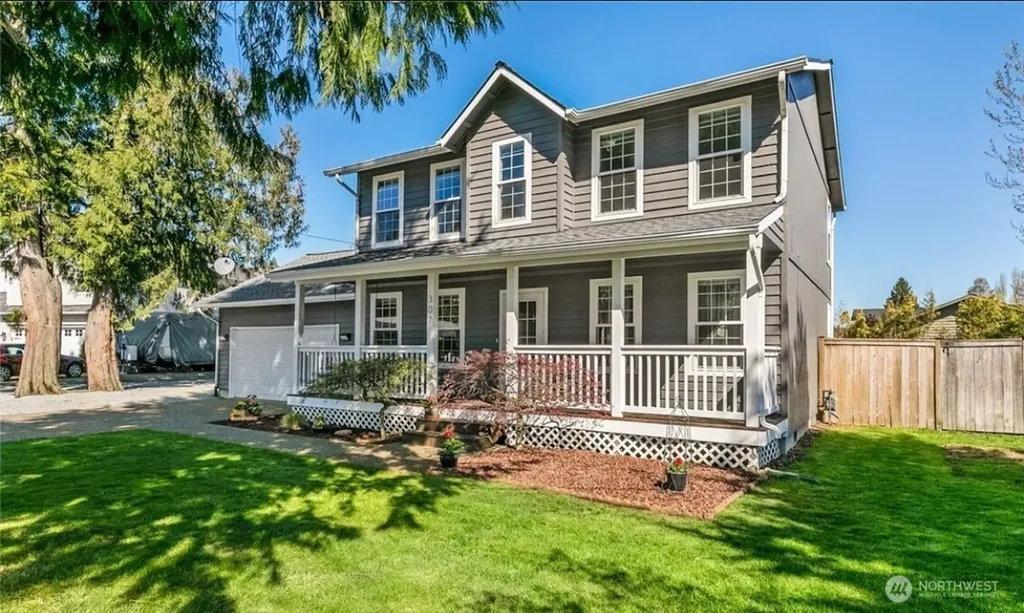 307 4th Avenue N Algona WA 98001