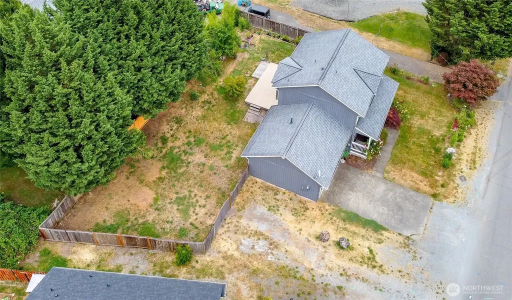 307 4th Avenue N Algona WA 98001