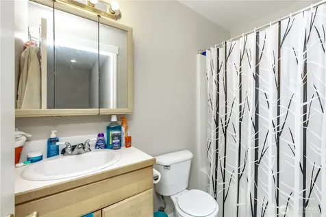 307 4th Avenue N Algona WA 98001