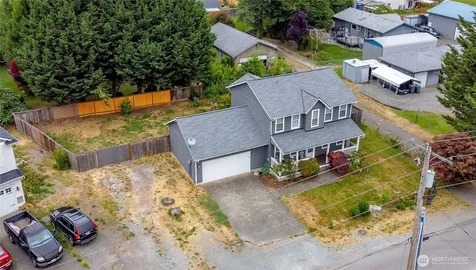307 4th Avenue N Algona WA 98001