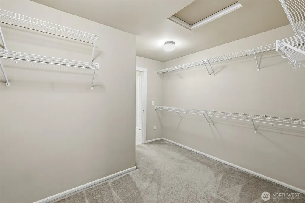 20516 94th Avenue E Graham WA 98338