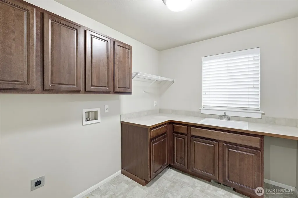 20516 94th Avenue E Graham WA 98338
