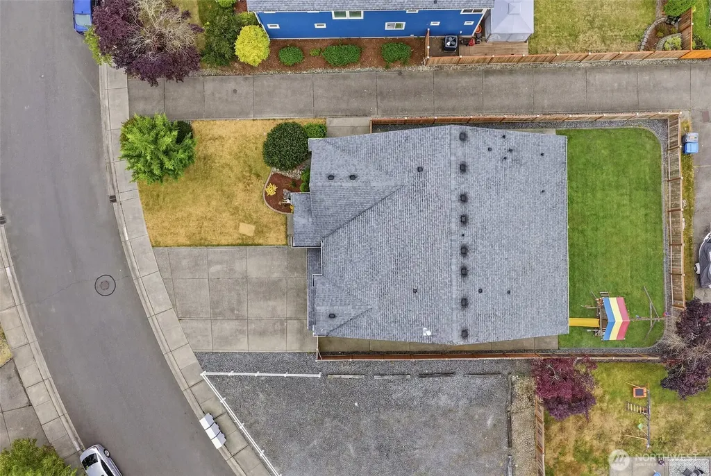 20516 94th Avenue E Graham WA 98338