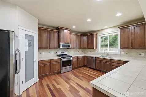 20516 94th Avenue E Graham WA 98338