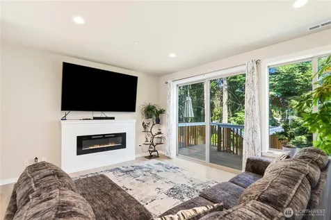 1013 105th Avenue Ct E Edgewood WA 98372