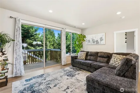 1013 105th Avenue Ct E Edgewood WA 98372
