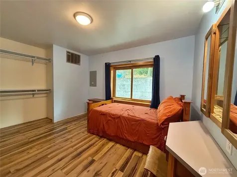3459 Us Highway 12 Silver Creek WA 98564