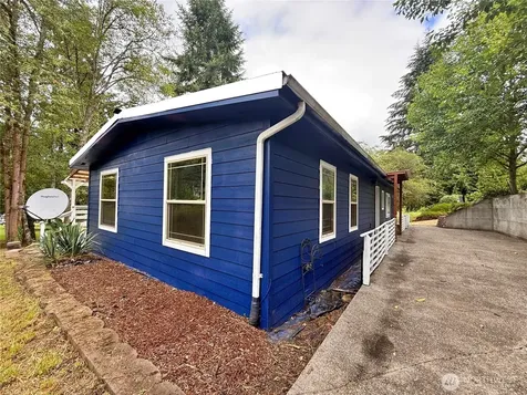 3459 Us Highway 12 Silver Creek WA 98564