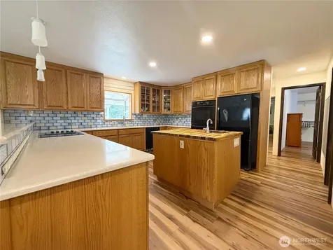 3459 Us Highway 12 Silver Creek WA 98564