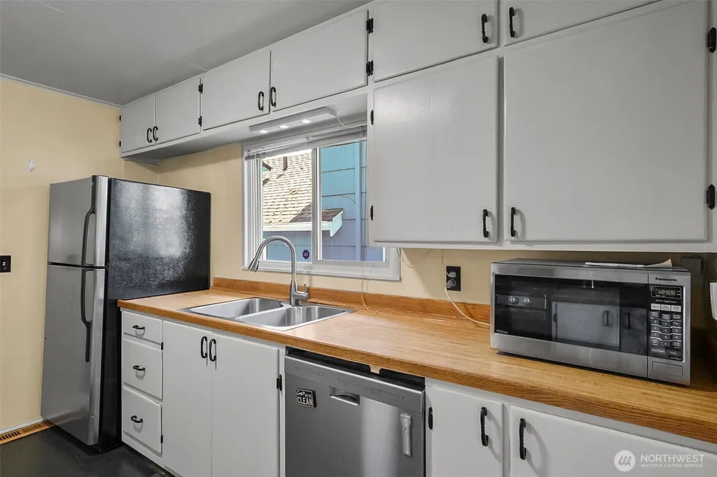 2423 Chestnut Street Everett WA 98201