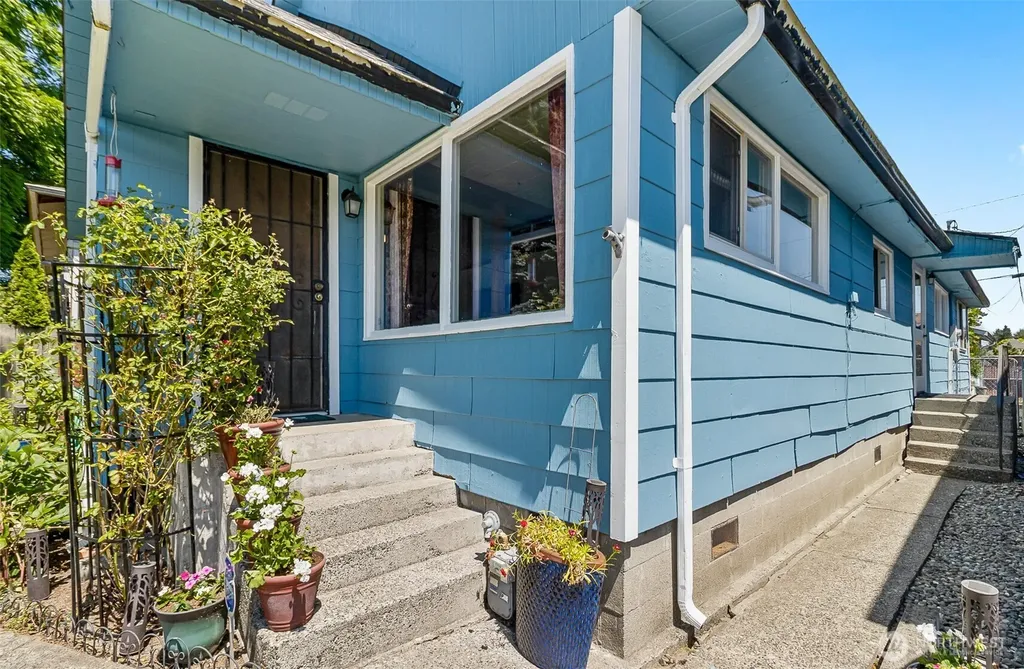 2423 Chestnut Street Everett WA 98201