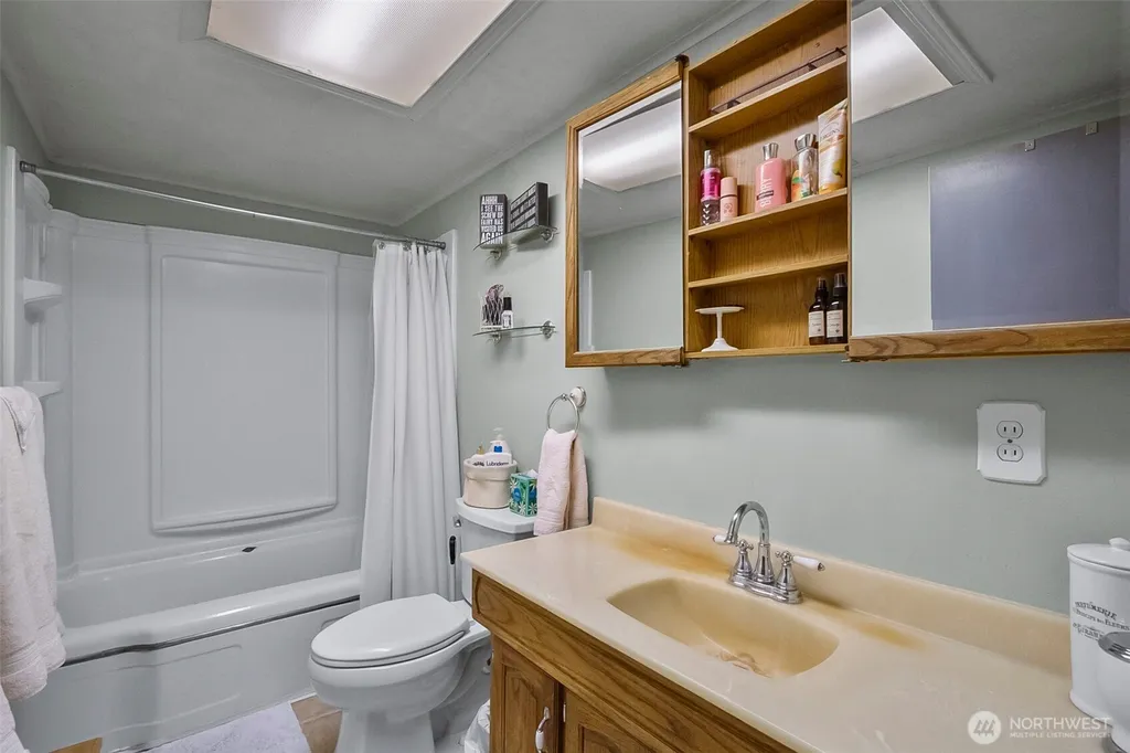 2423 Chestnut Street Everett WA 98201