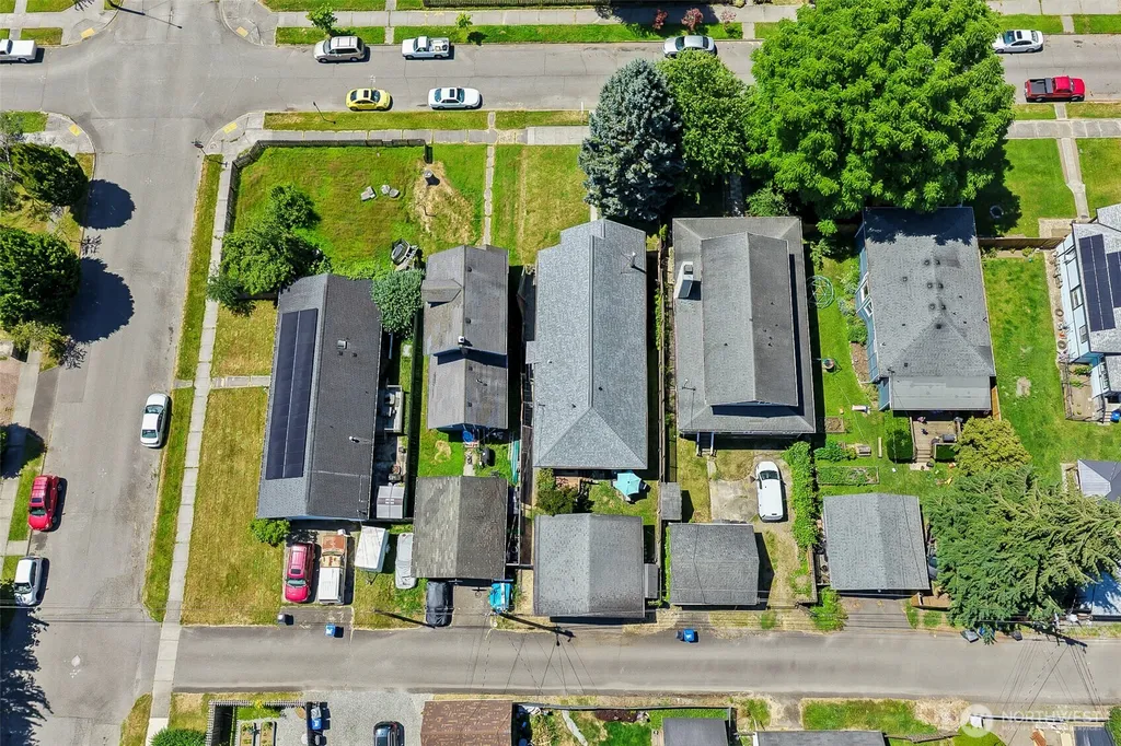 2423 Chestnut Street Everett WA 98201