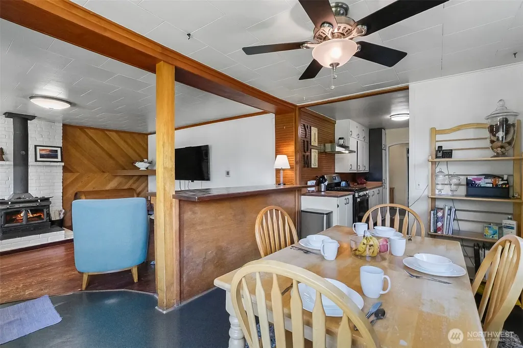 2423 Chestnut Street Everett WA 98201