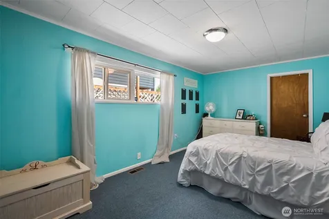 2423 Chestnut Street Everett WA 98201