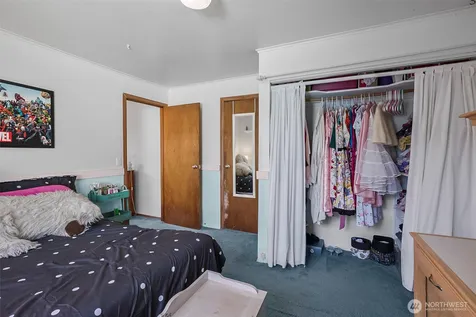 2423 Chestnut Street Everett WA 98201