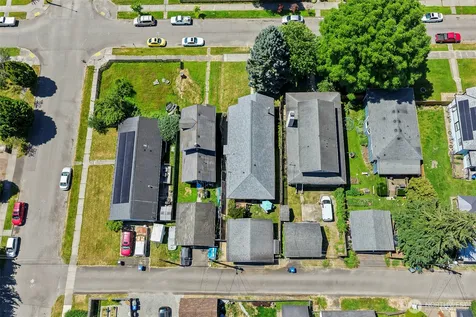 2423 Chestnut Street Everett WA 98201