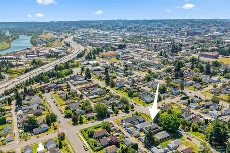 2423 Chestnut Street Everett WA 98201