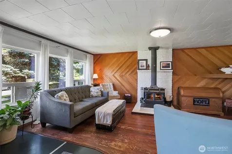 2423 Chestnut Street Everett WA 98201