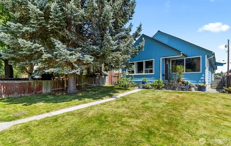 2423 Chestnut Street Everett WA 98201