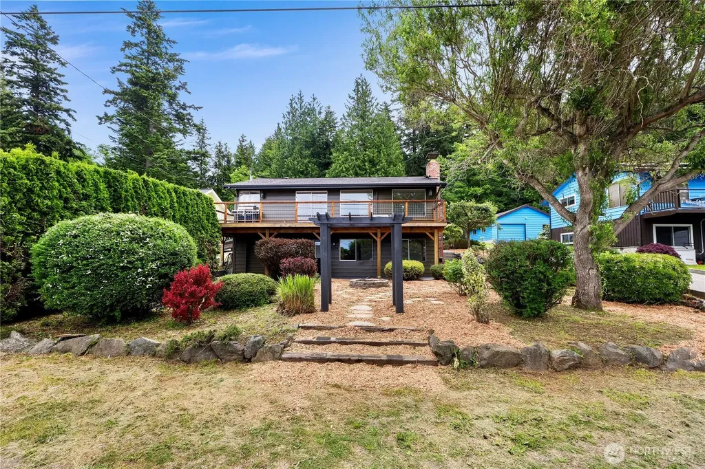 2536 Island View Lane Lummi Island WA 98262