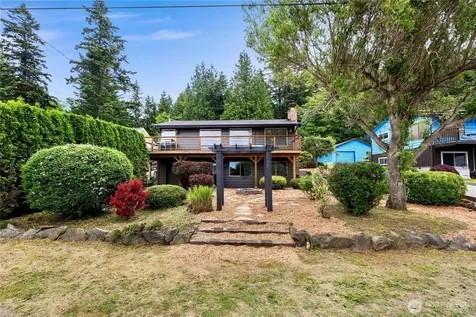 2536 Island View Lane Lummi Island WA 98262