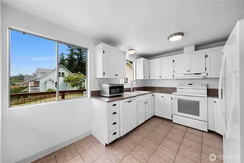 2536 Island View Lane Lummi Island WA 98262