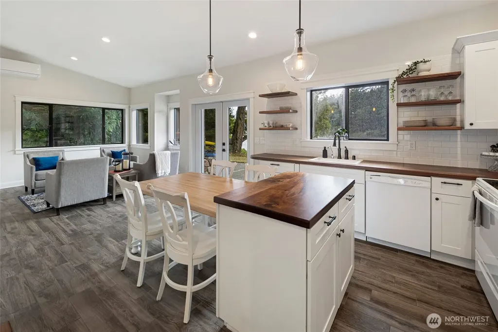 42 Kingfisher Lane Friday Harbor WA 98250