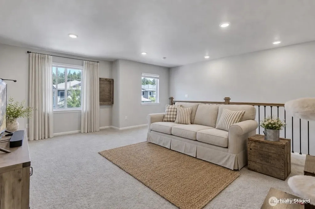 33161 Glacier Avenue SE Black Diamond WA 98010
